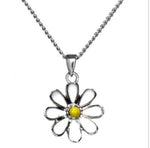 Daisy Pendant Necklace (A3114)