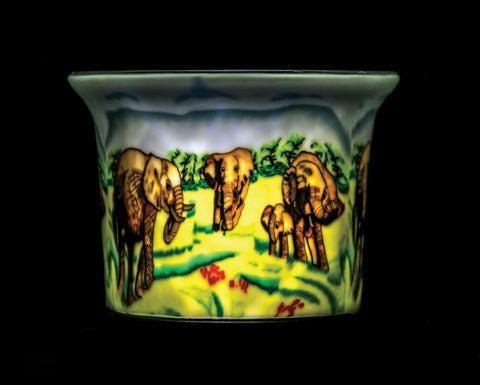 ELEPHANT FAMILY LIGHT GLASS VOTIVE